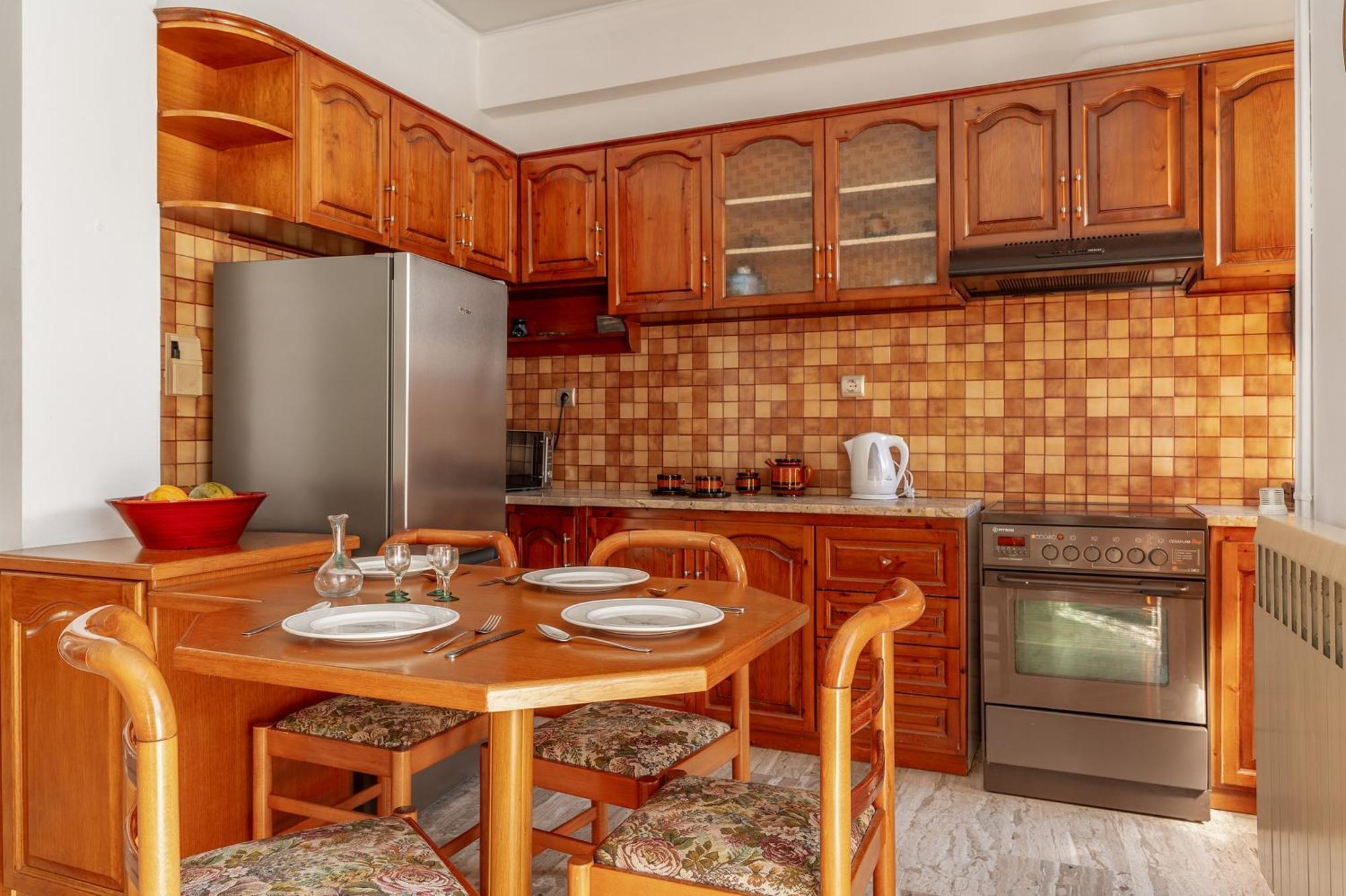 A The House Apartment *